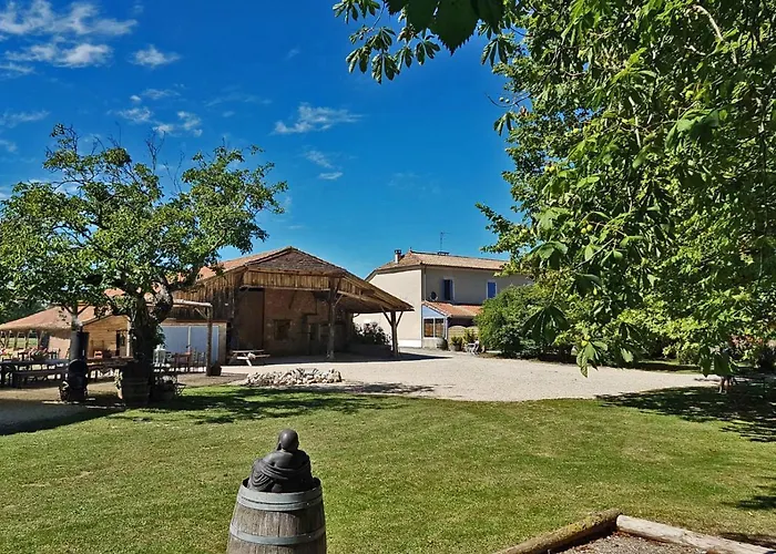 Domaine Ramonjavel, Glamping & Alpaca's Bed and Breakfast