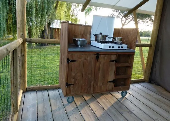 Domaine Ramonjavel, Glamping & Alpaca's Bed and Breakfast Fongrave